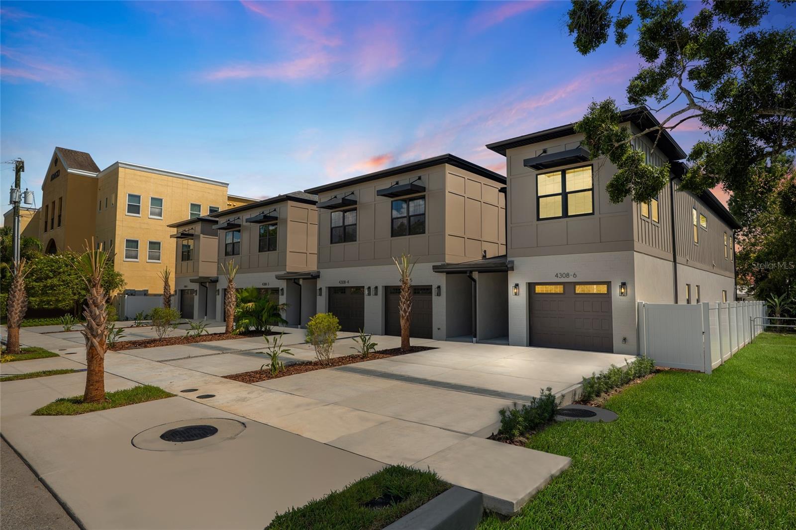 Image 2 of 43 For 4308 Gray Street 4