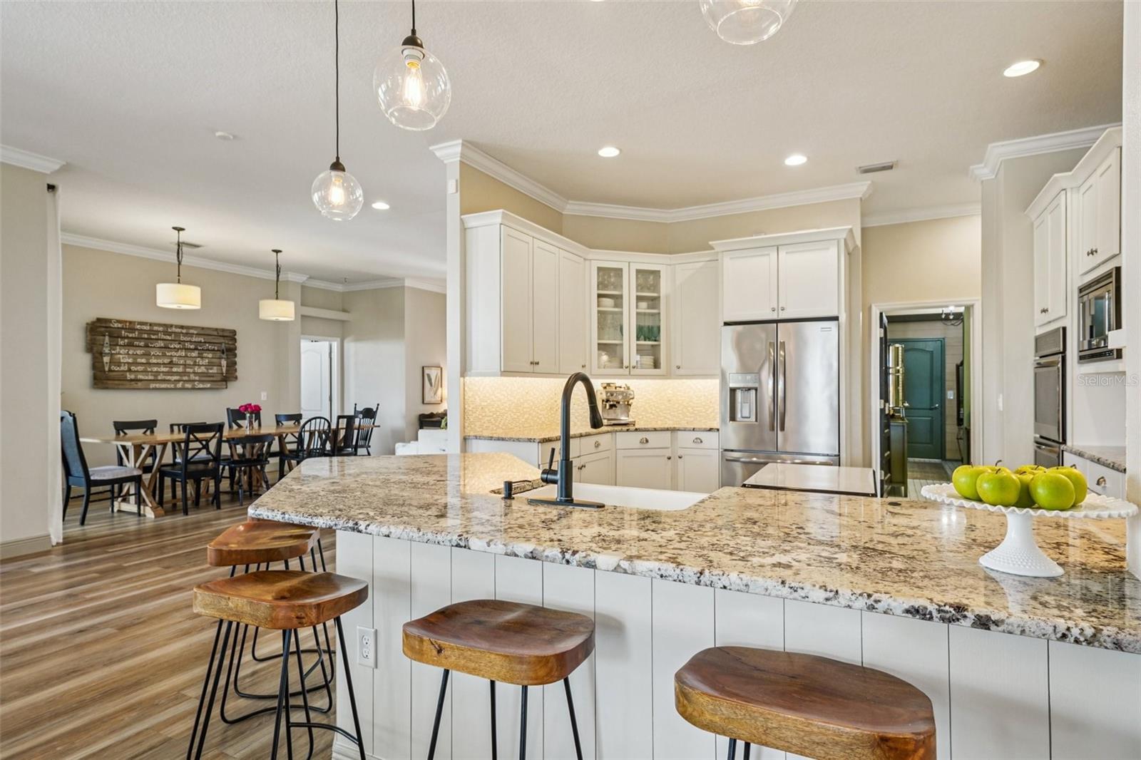 Image 17 of 99 For 11325 Hidden Valley Lane