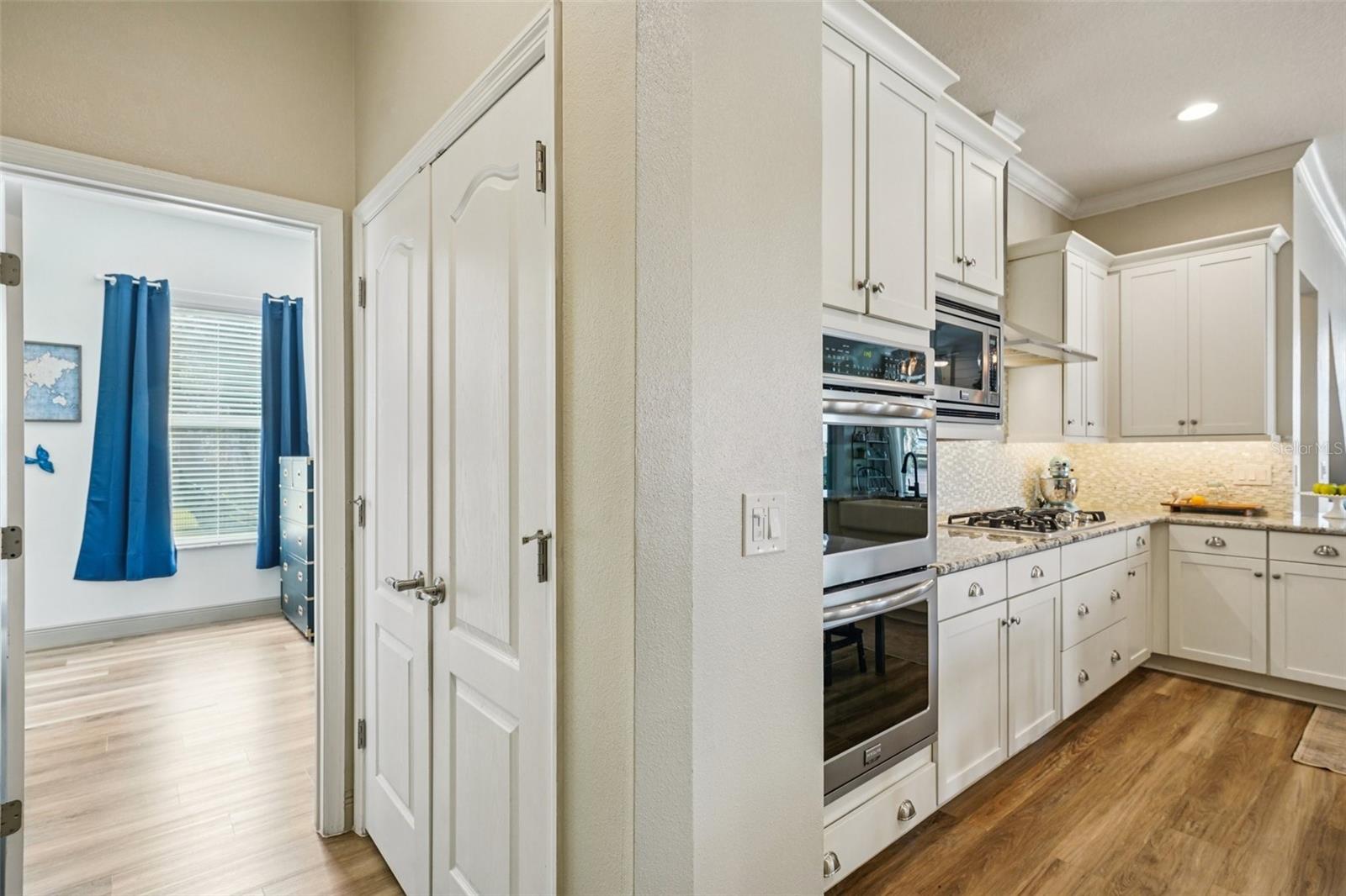 Image 23 of 99 For 11325 Hidden Valley Lane