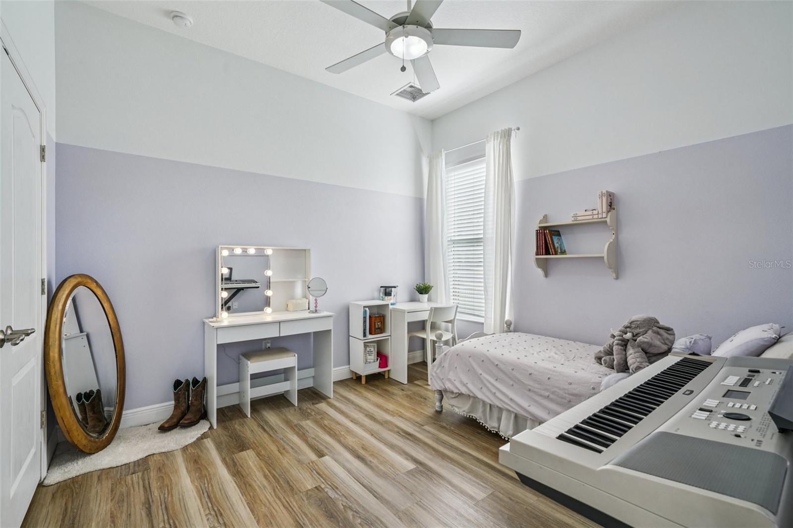 Image 27 of 99 For 11325 Hidden Valley Lane