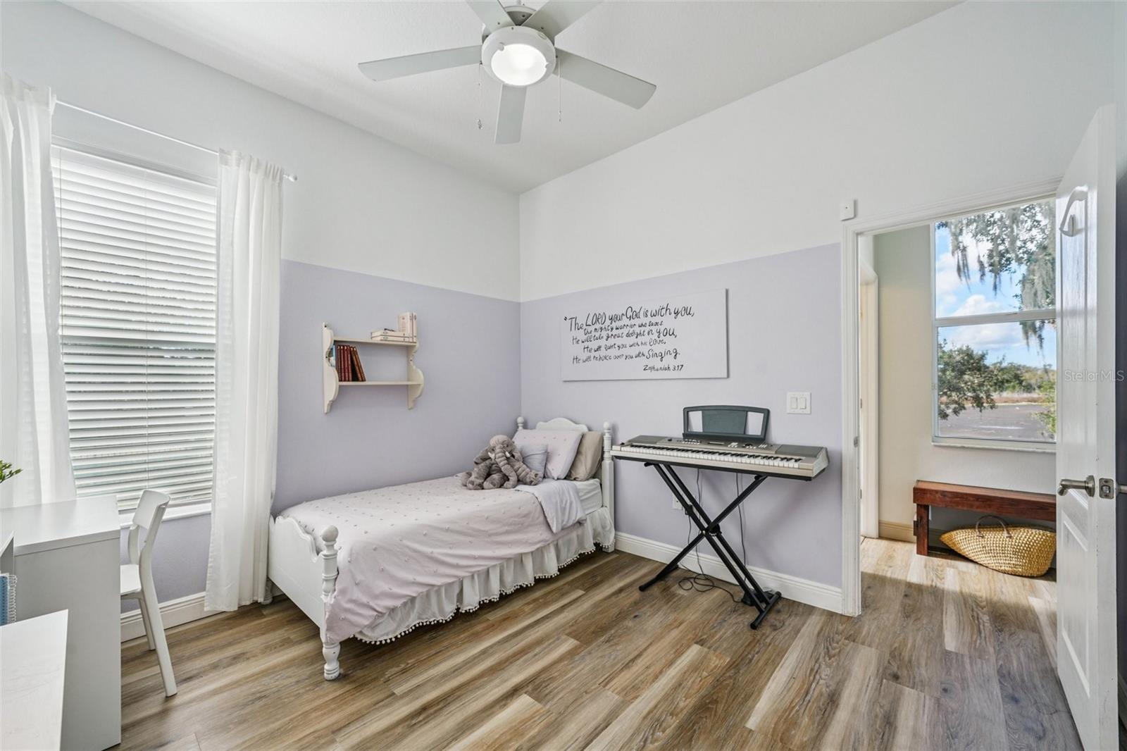 Image 28 of 99 For 11325 Hidden Valley Lane