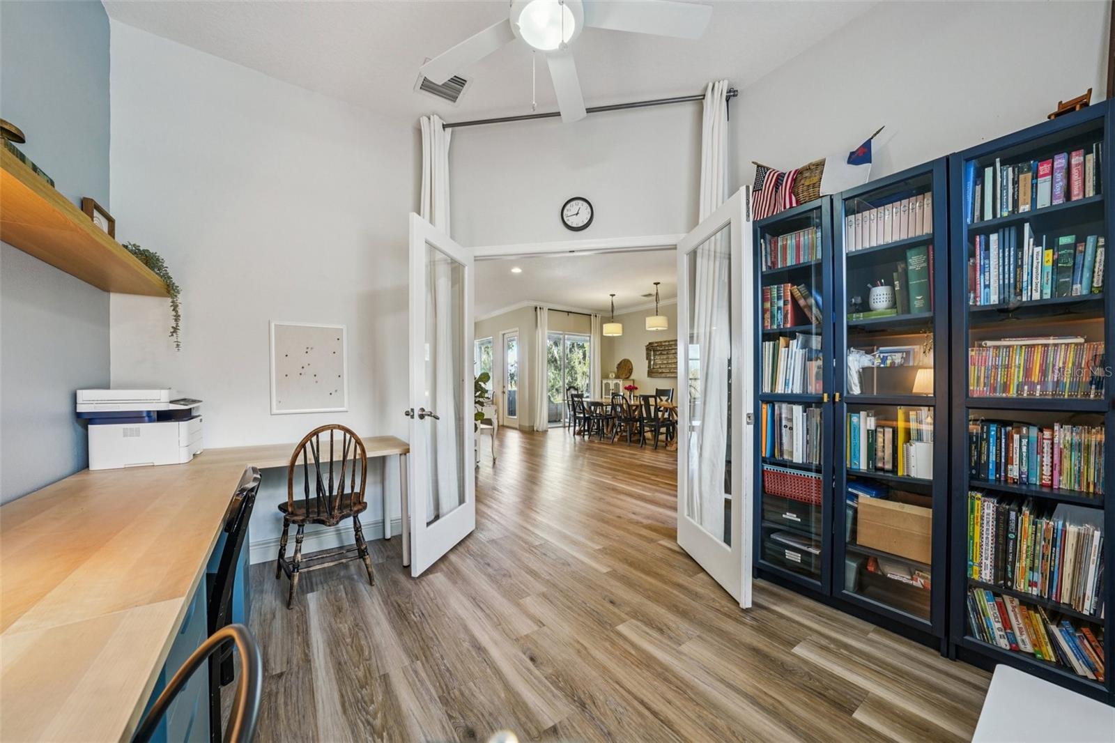 Image 31 of 99 For 11325 Hidden Valley Lane