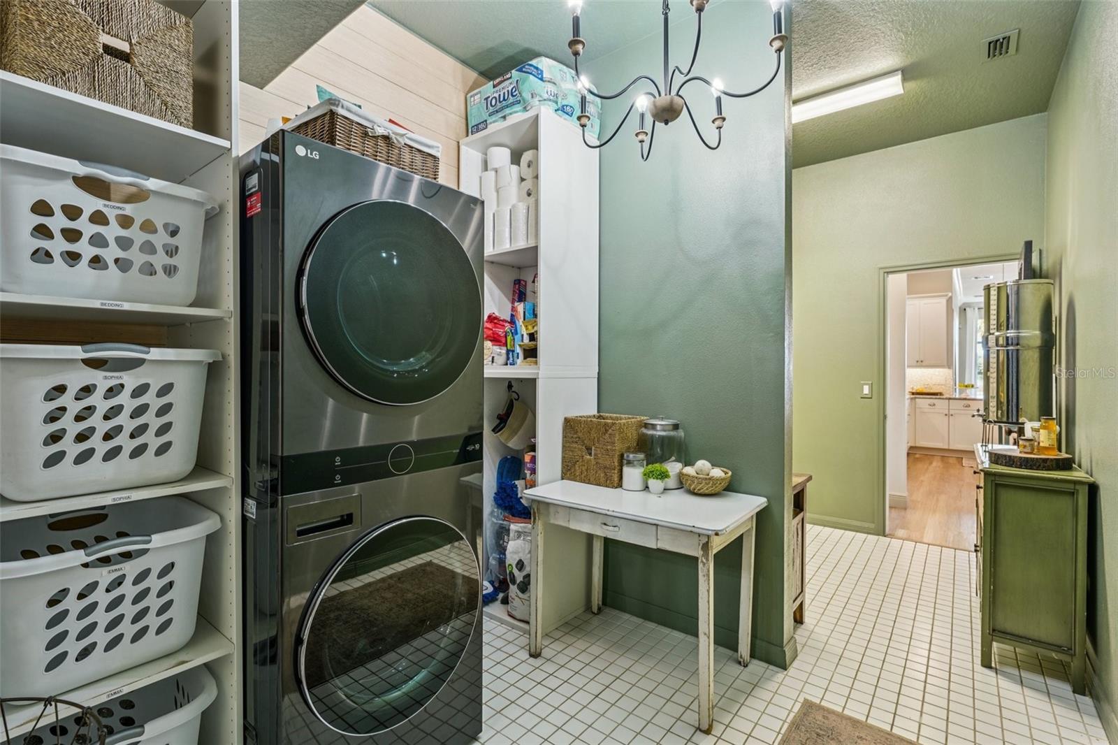 Image 34 of 99 For 11325 Hidden Valley Lane