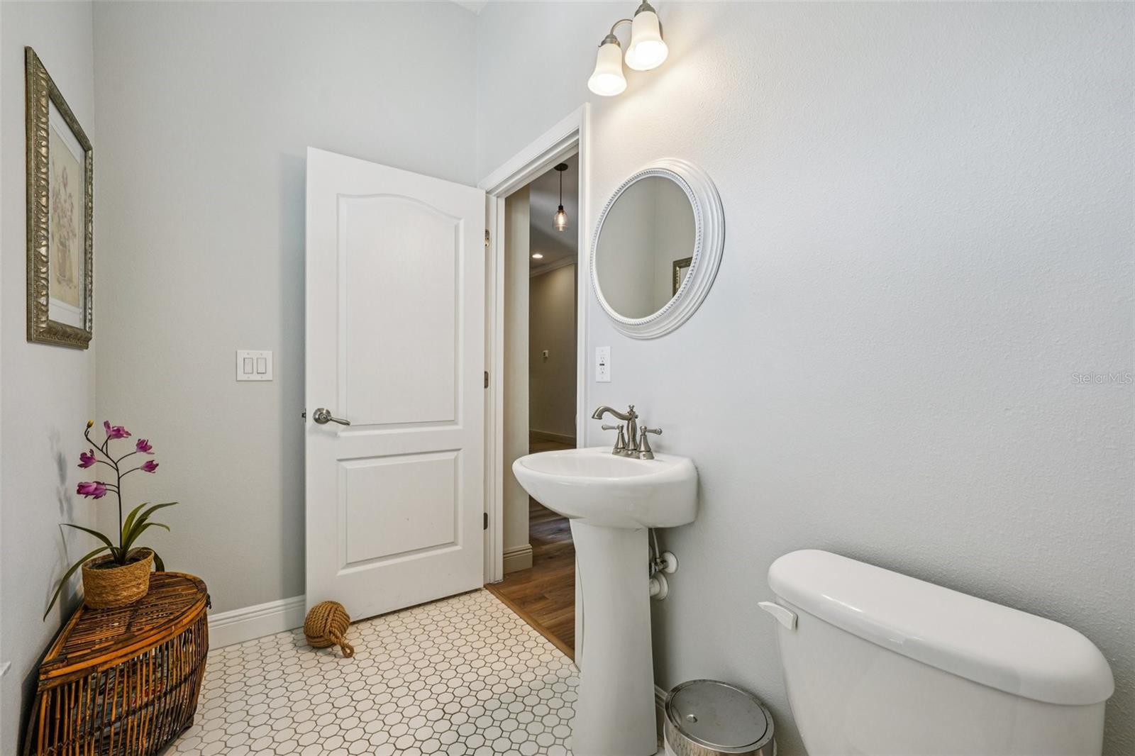 Image 59 of 99 For 11325 Hidden Valley Lane