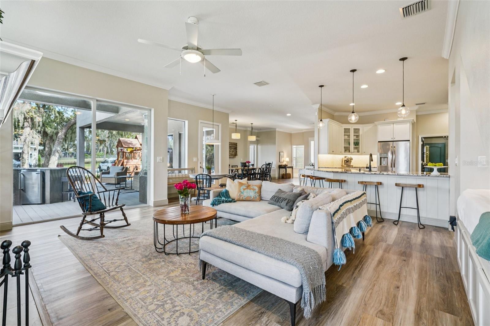 Image 6 of 99 For 11325 Hidden Valley Lane