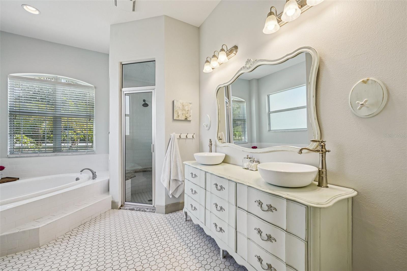 Image 66 of 99 For 11325 Hidden Valley Lane