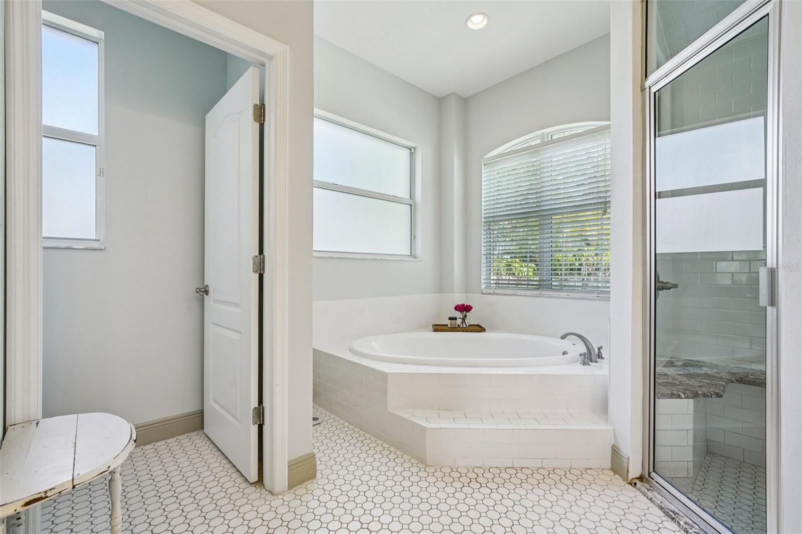 Image 68 of 99 For 11325 Hidden Valley Lane