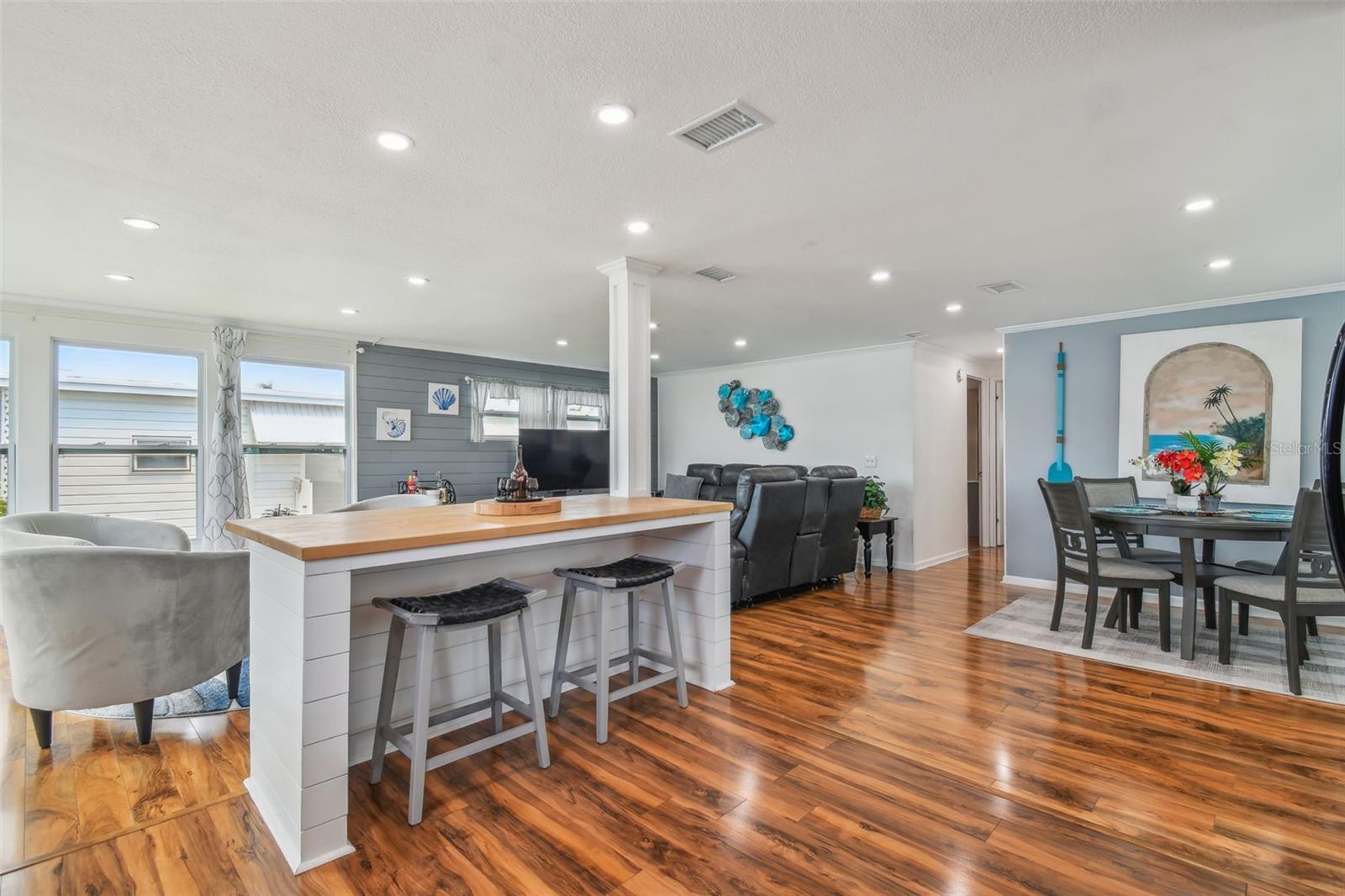 Image 20 of 67 For 10232 Paradise Drive 193