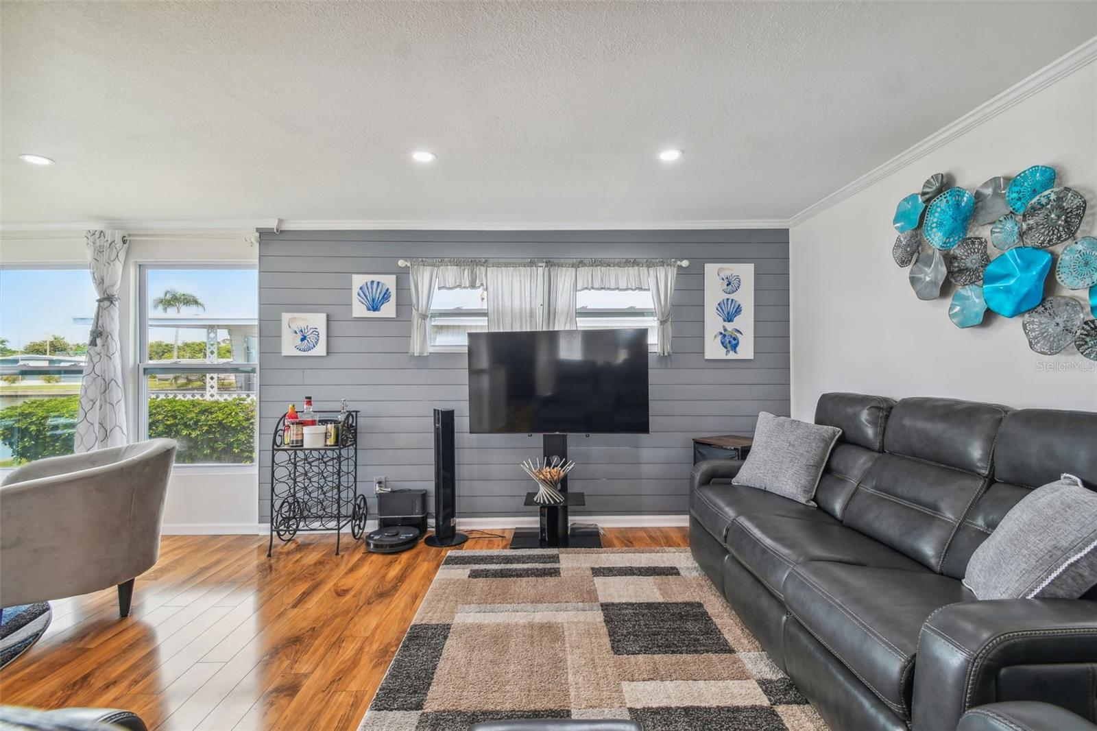 Image 4 of 67 For 10232 Paradise Drive 193