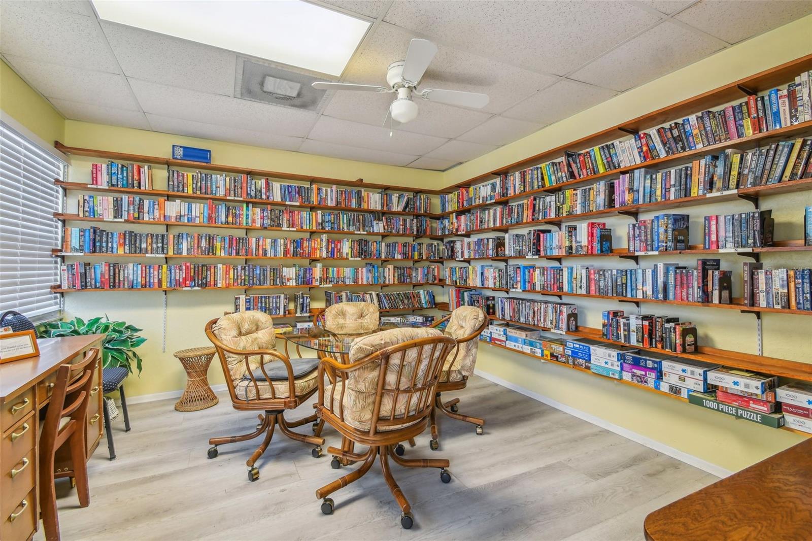 Image 41 of 67 For 10232 Paradise Drive 193