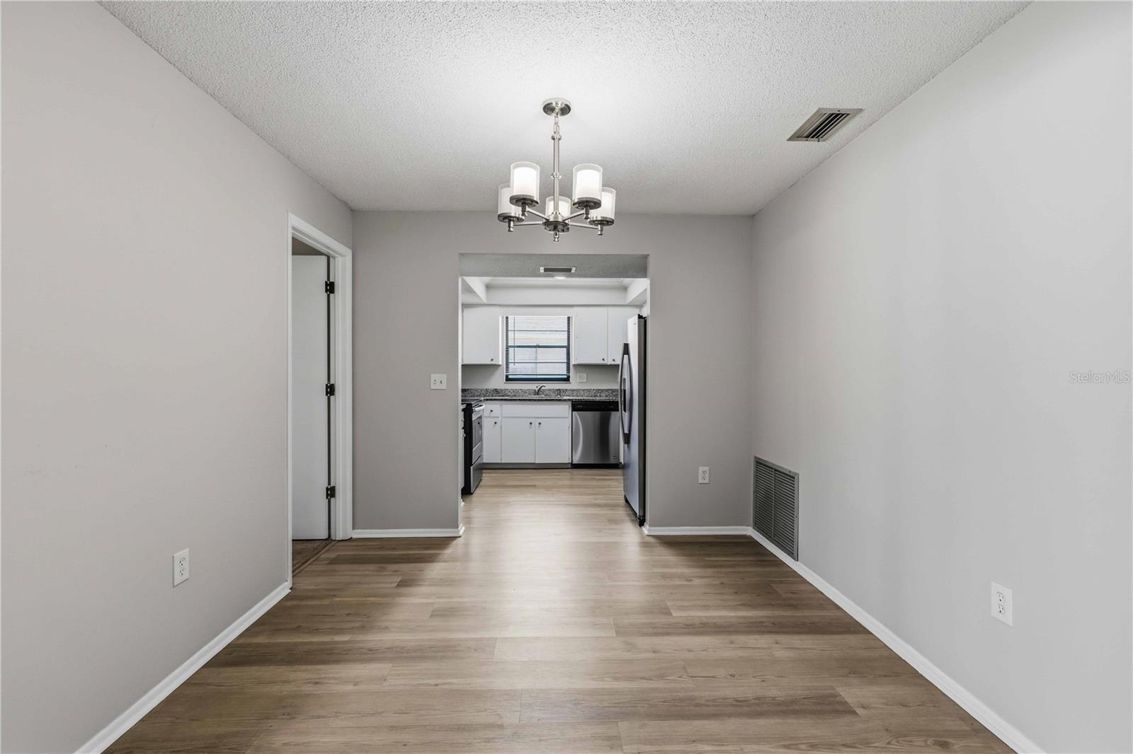 Image 10 of 40 For 8427 Brandeis Circle E