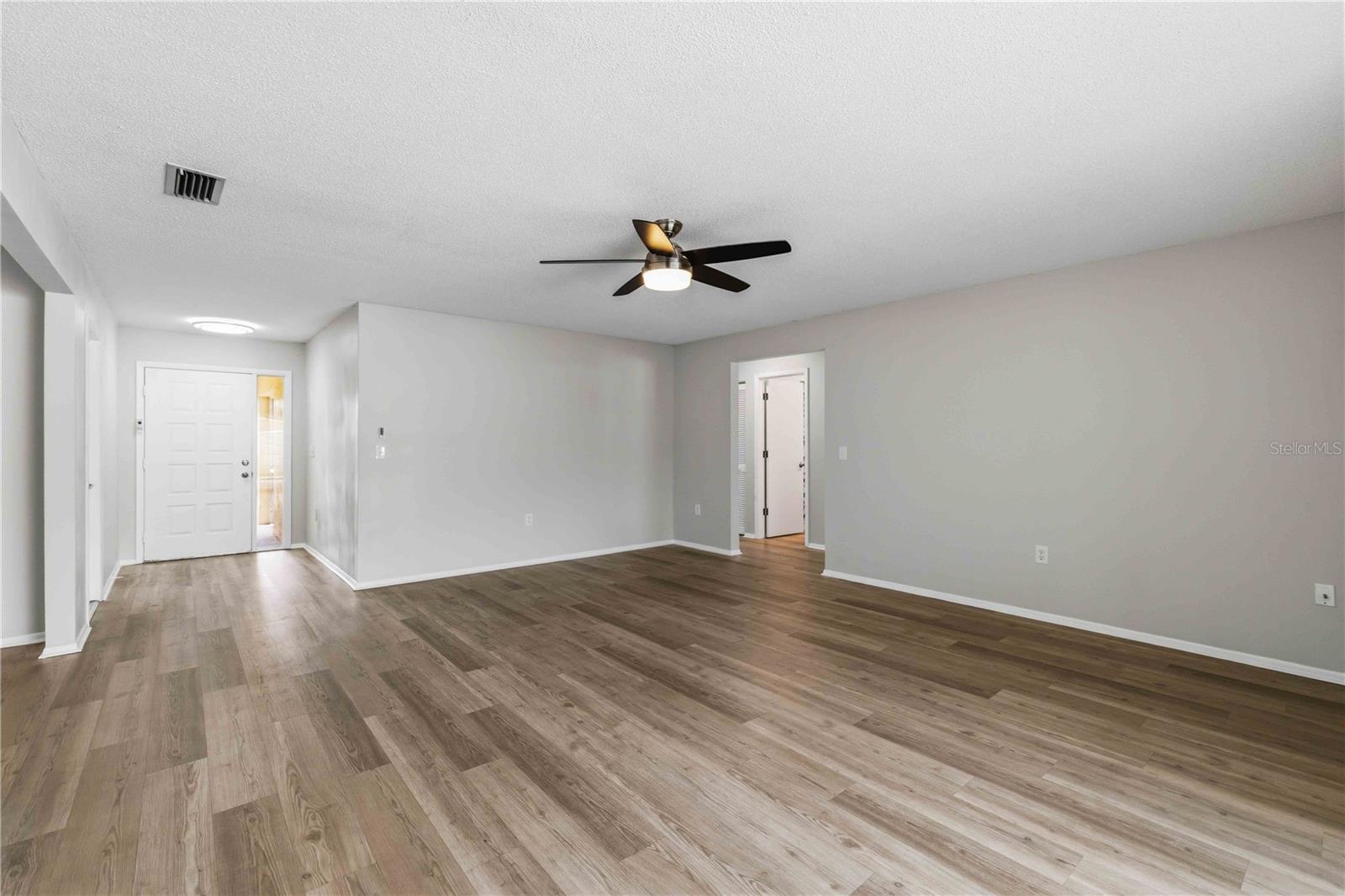 Image 7 of 40 For 8427 Brandeis Circle E