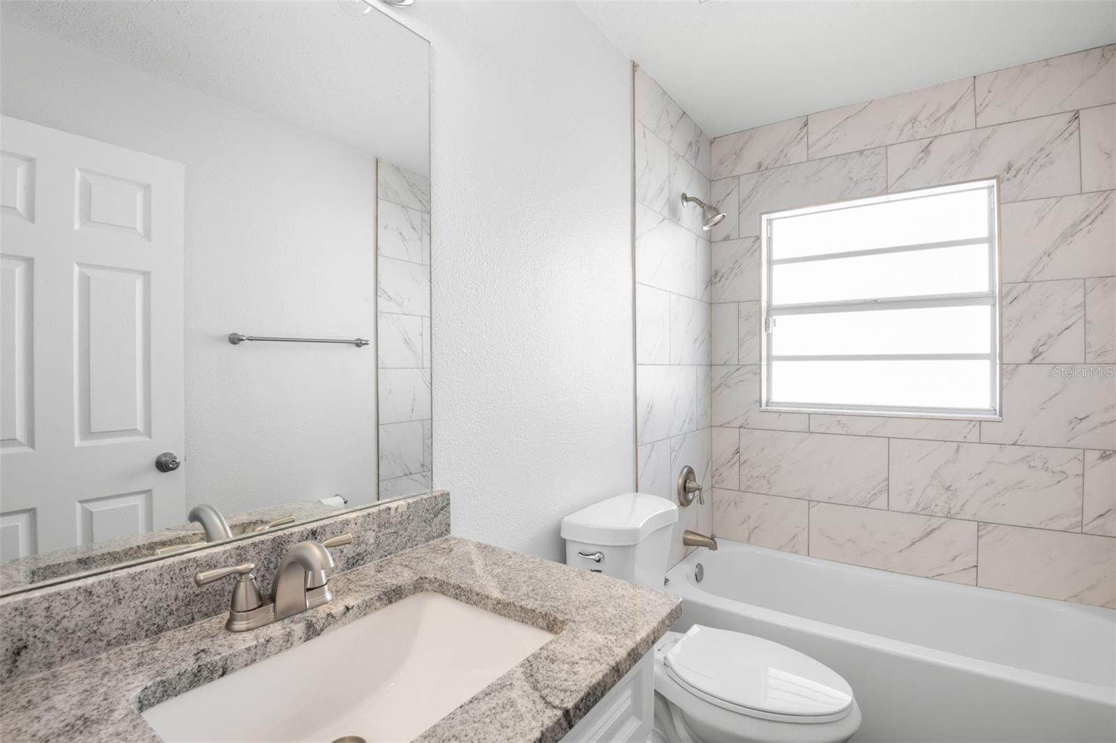 Image 13 of 37 For 4610 6th Avenue S