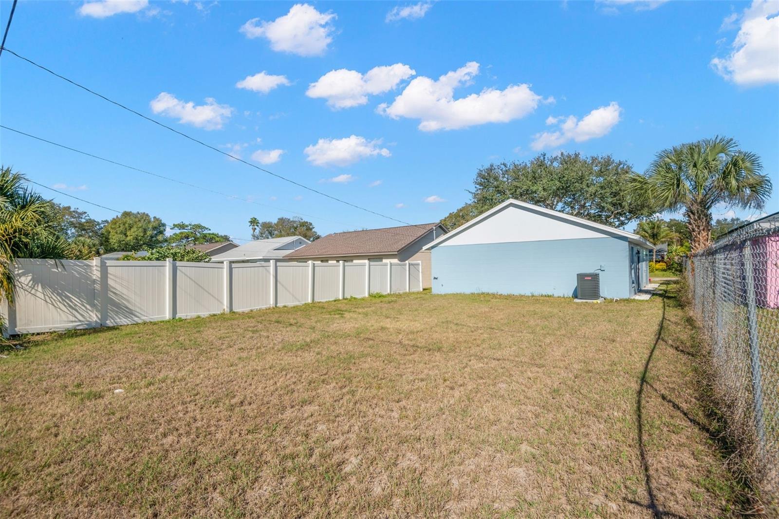 Image 24 of 37 For 4610 6th Avenue S