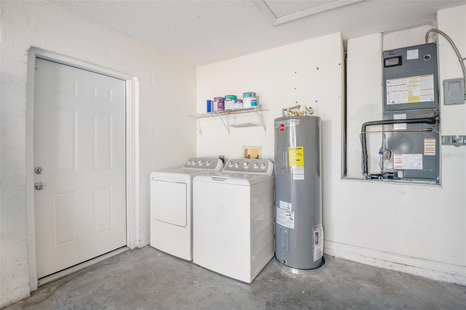 Image 28 of 37 For 4610 6th Avenue S