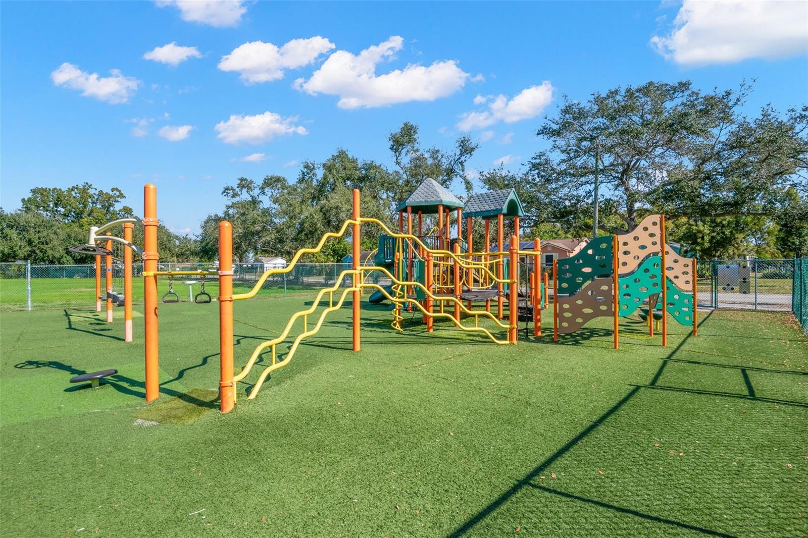 Image 30 of 37 For 4610 6th Avenue S