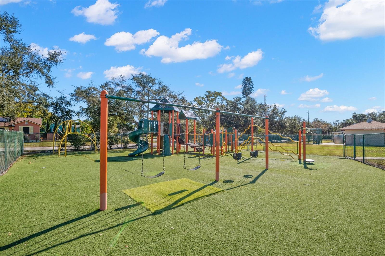 Image 31 of 37 For 4610 6th Avenue S