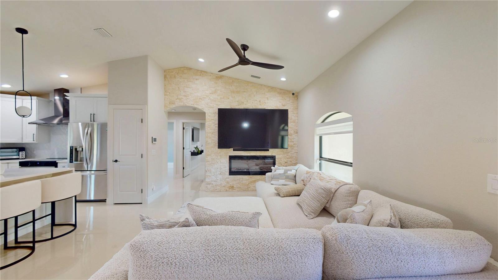 Image 5 of 29 For 5138 Adina Circle