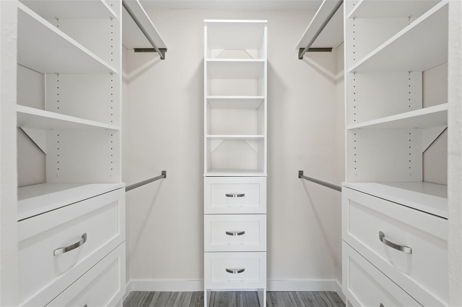 Image 19 of 38 For 3405 Clark Road 205