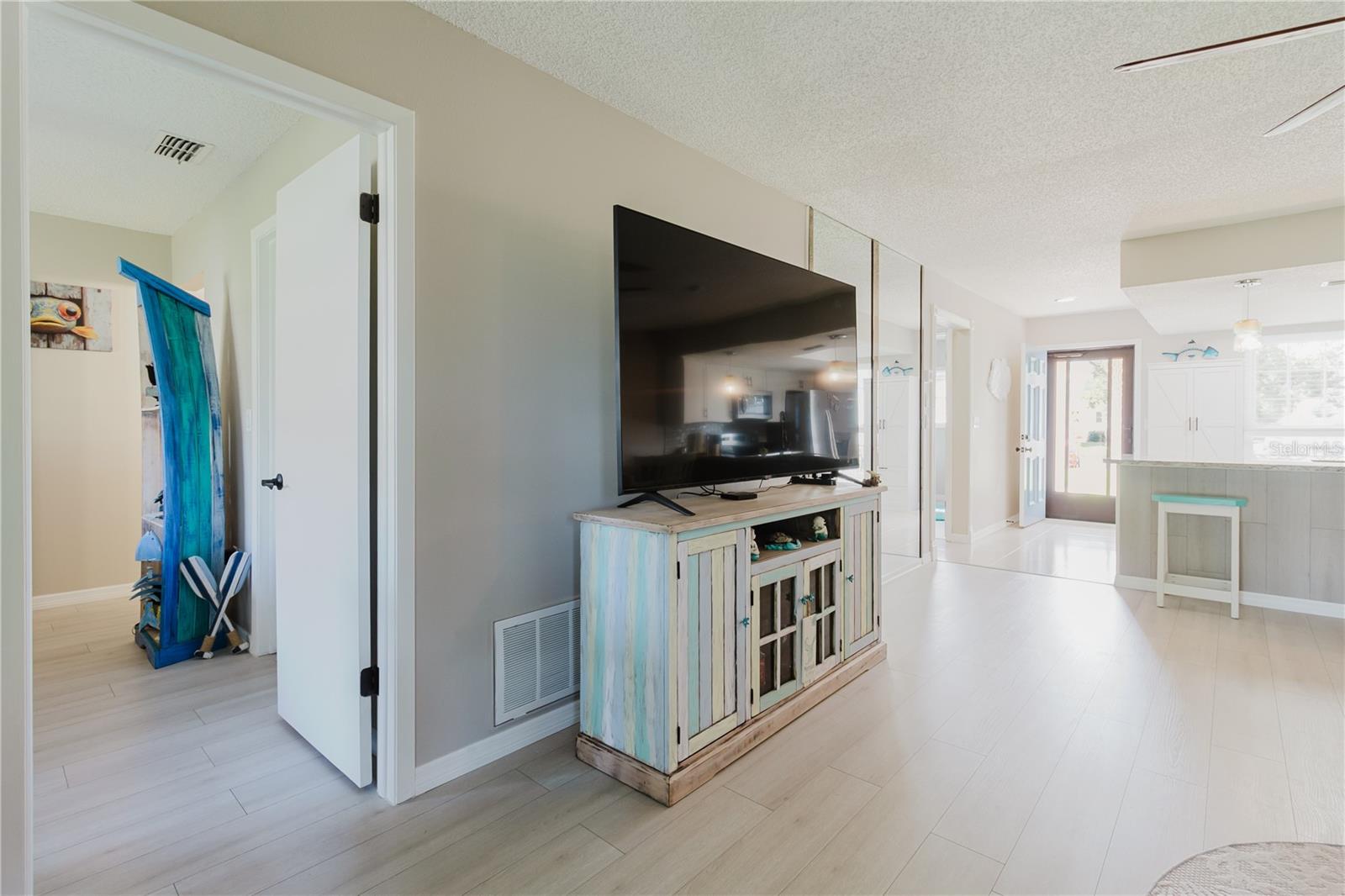 Image 23 of 66 For 7727 Danube Drive 7727