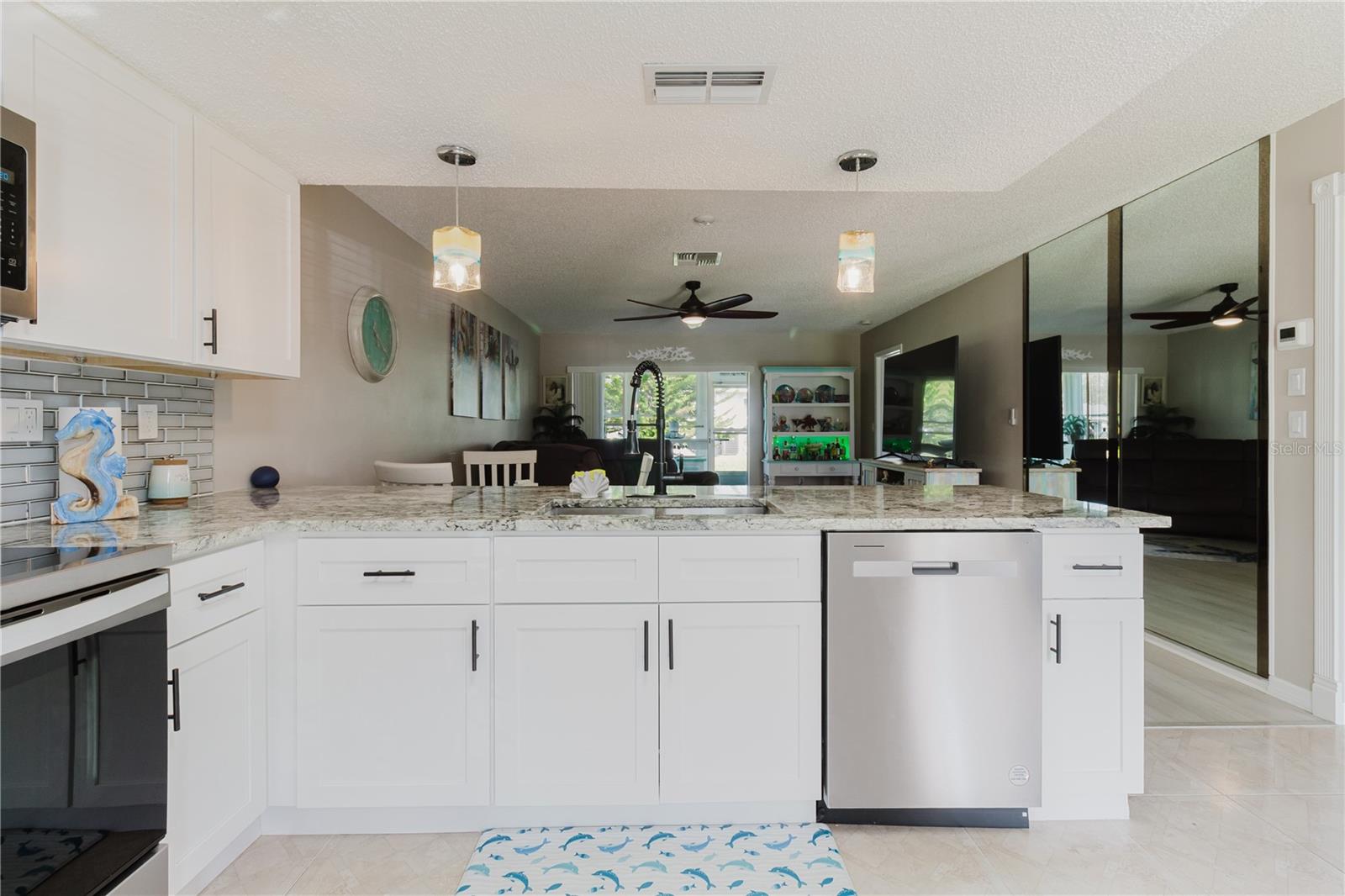 Image 9 of 66 For 7727 Danube Drive 7727