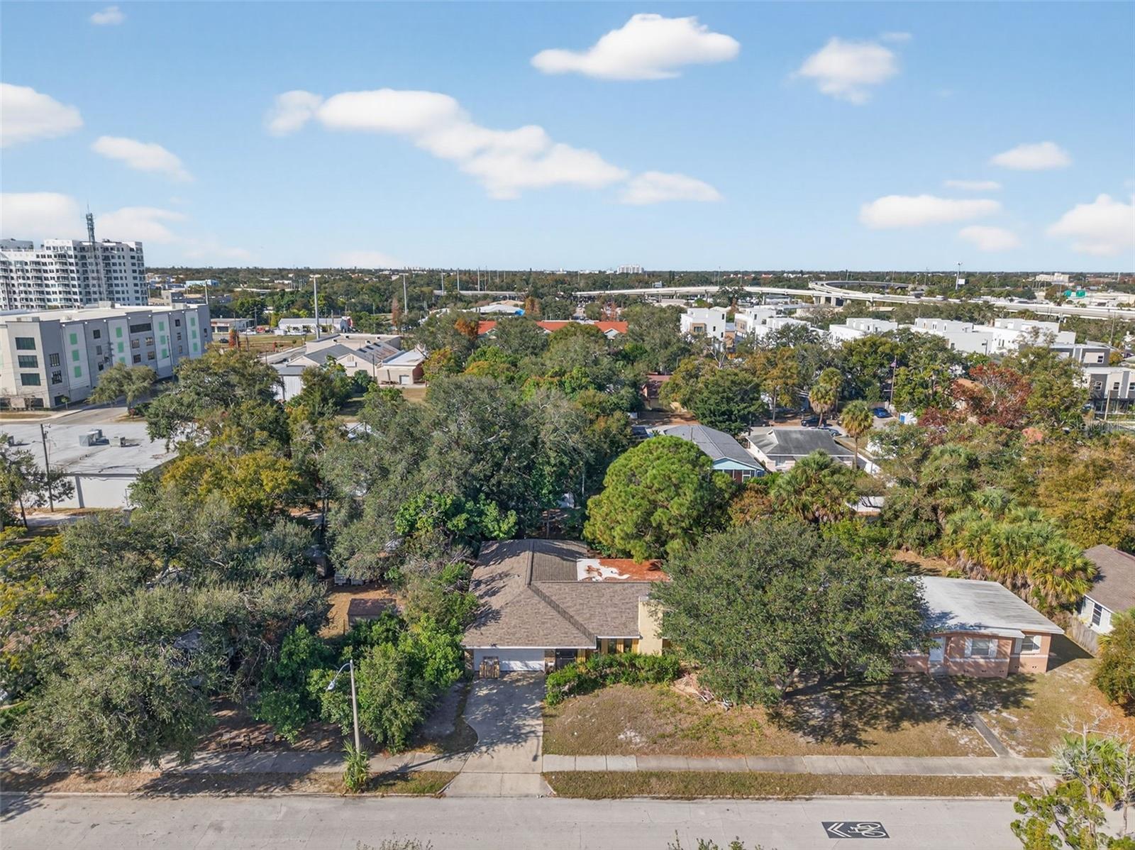 Image 24 of 39 For 260 13th Street N