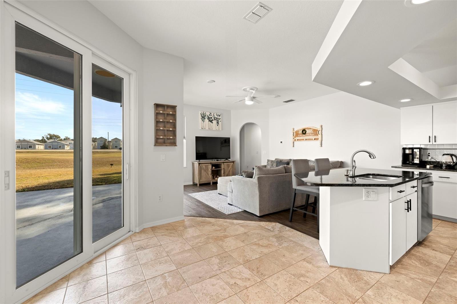 Image 15 of 42 For 6140 Silver Oaks Drive