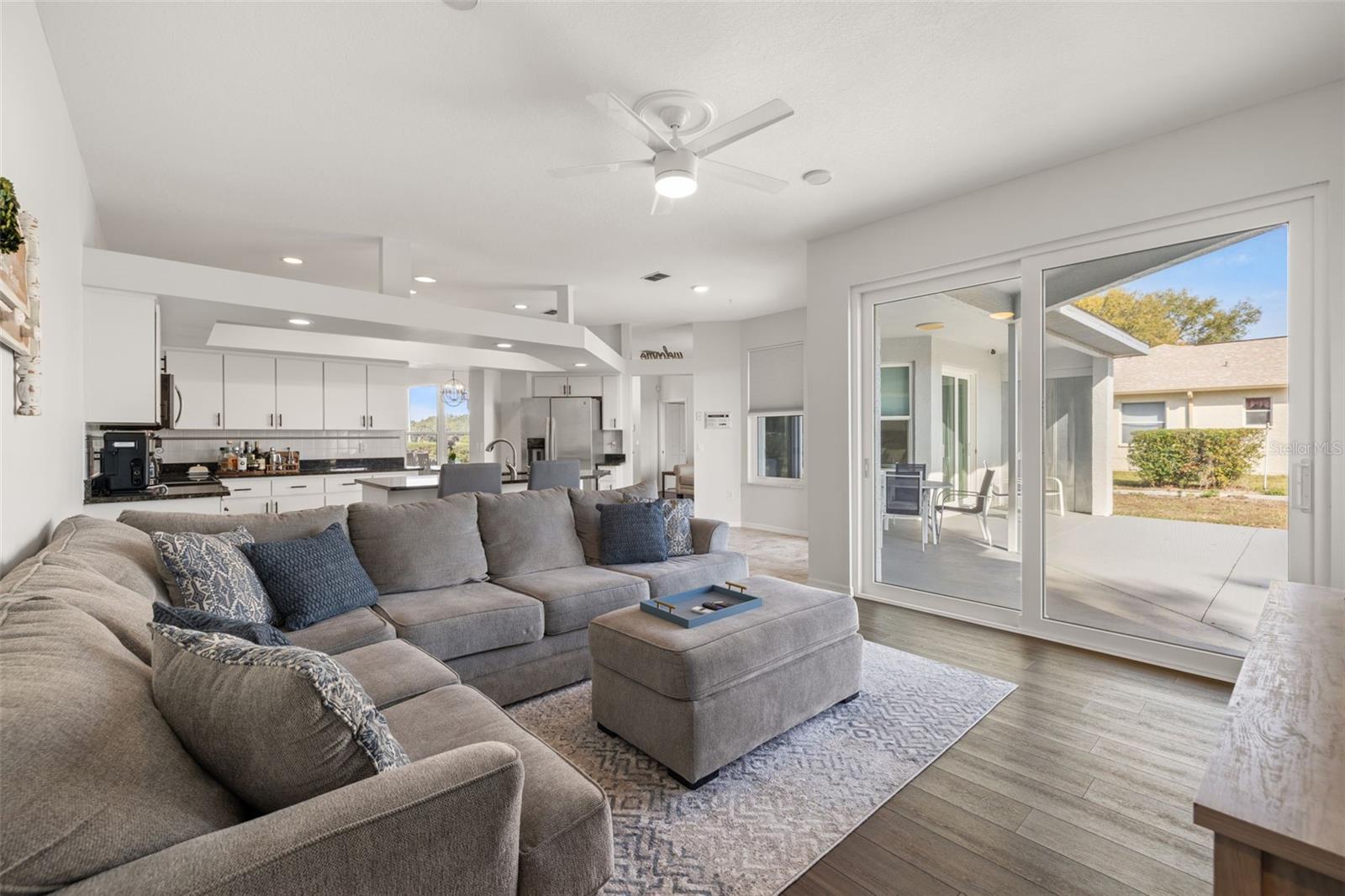 Image 20 of 42 For 6140 Silver Oaks Drive