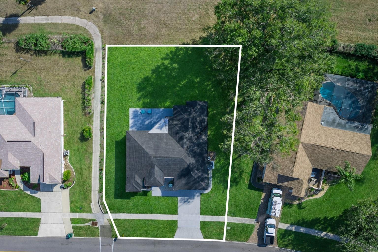 Image 35 of 42 For 6140 Silver Oaks Drive