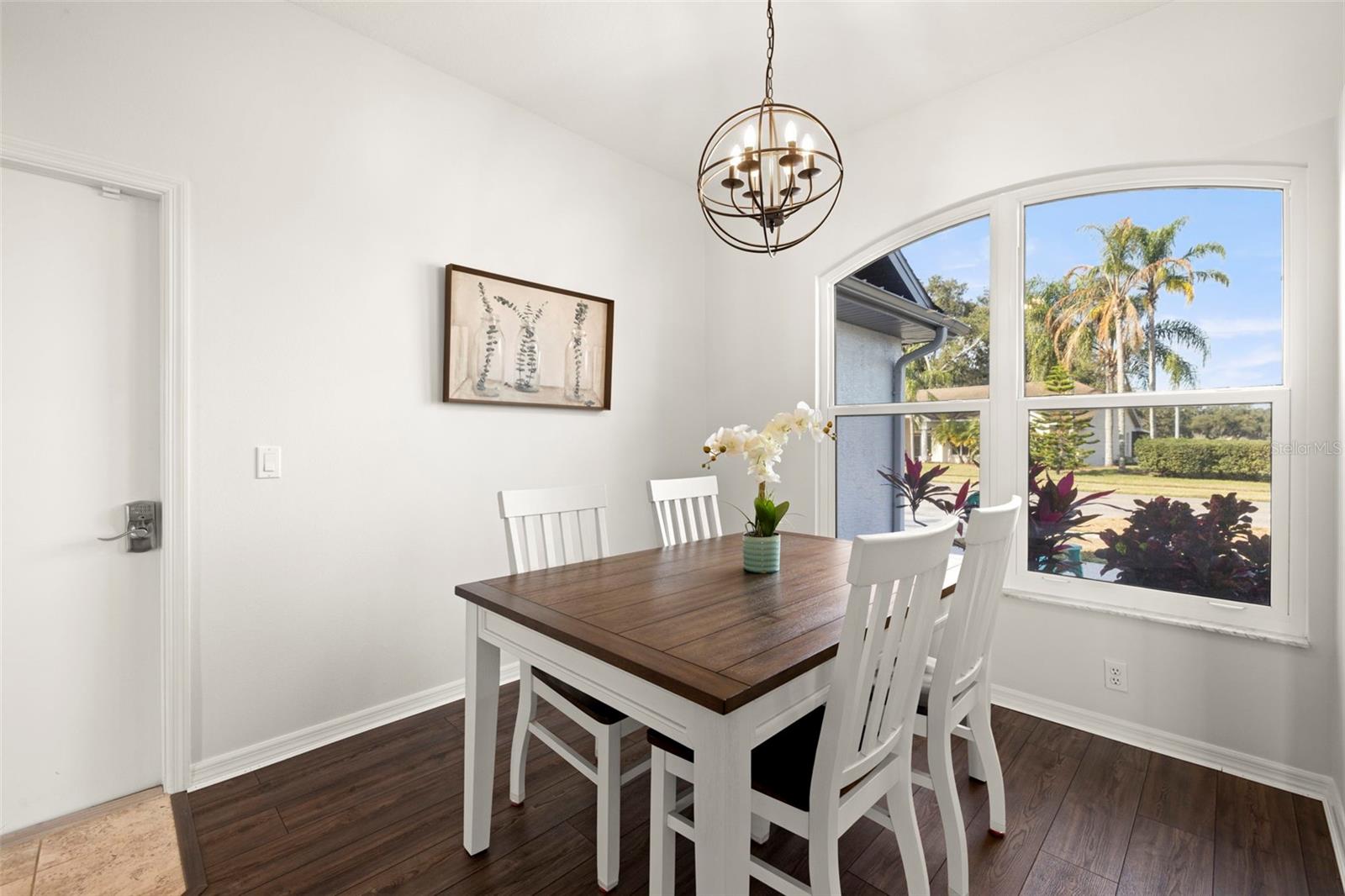 Image 8 of 42 For 6140 Silver Oaks Drive