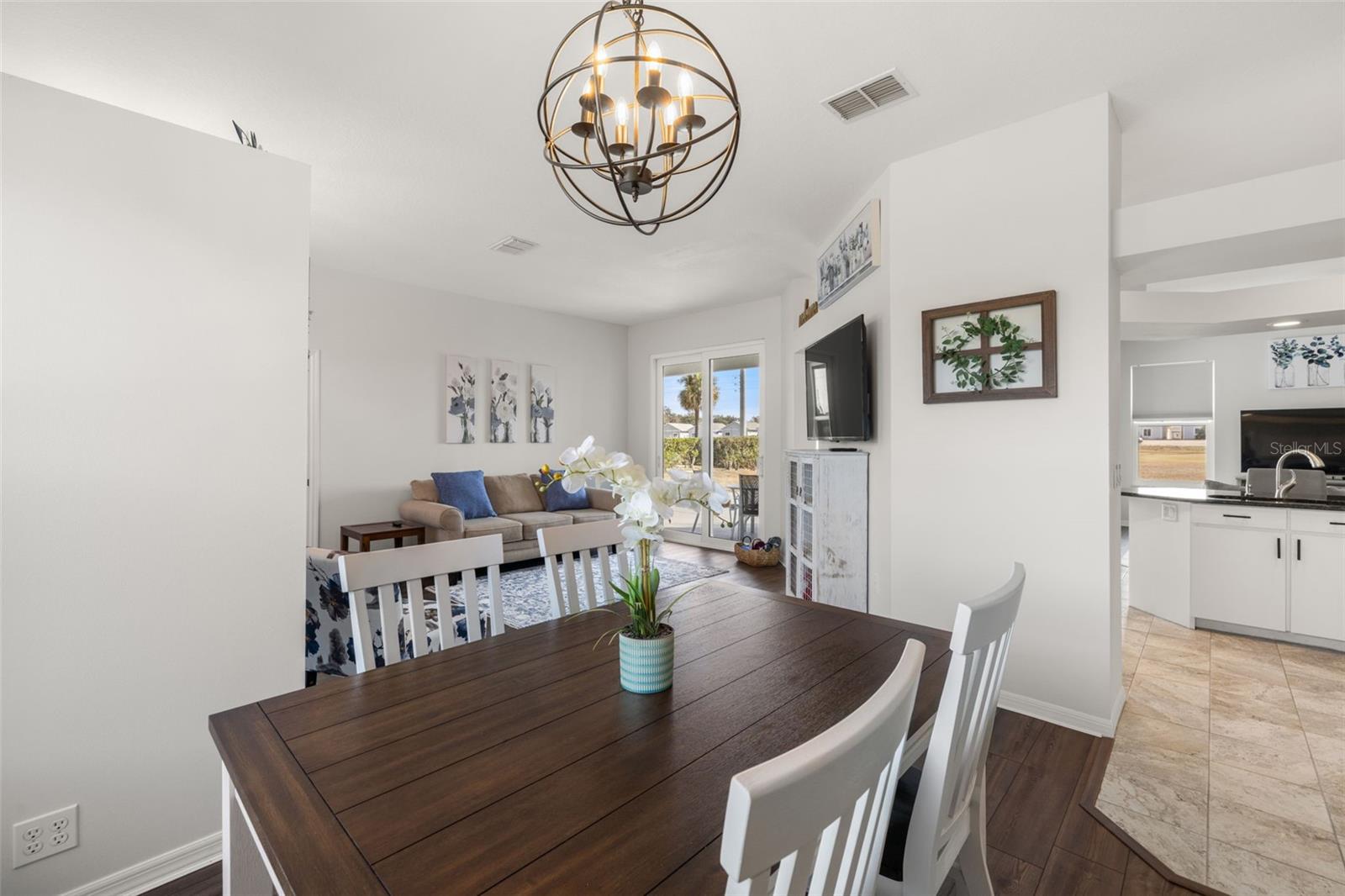 Image 9 of 42 For 6140 Silver Oaks Drive