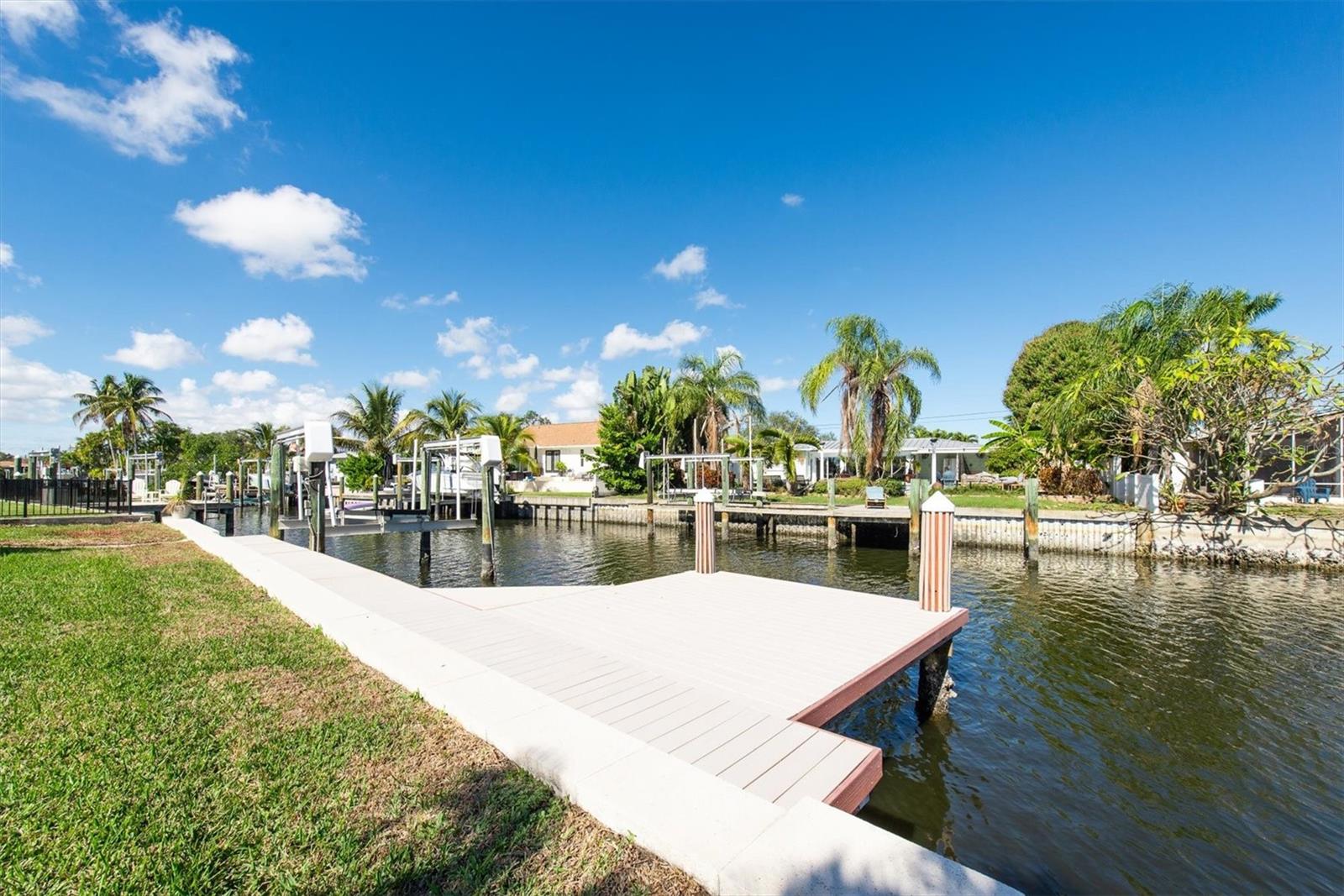 Image 37 of 44 For 9453 Treasure Lane Ne