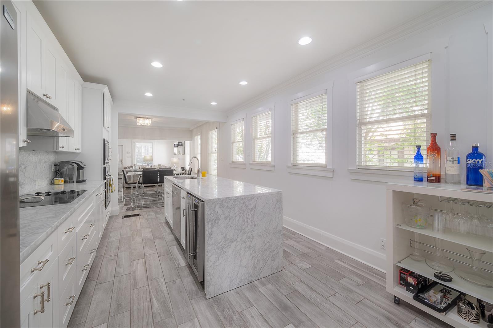 Image 25 of 57 For 2921 El Prado Boulevard