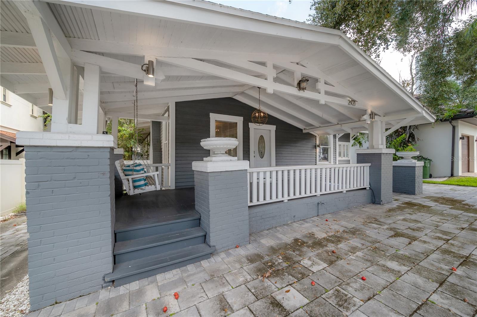 Image 4 of 57 For 2921 El Prado Boulevard