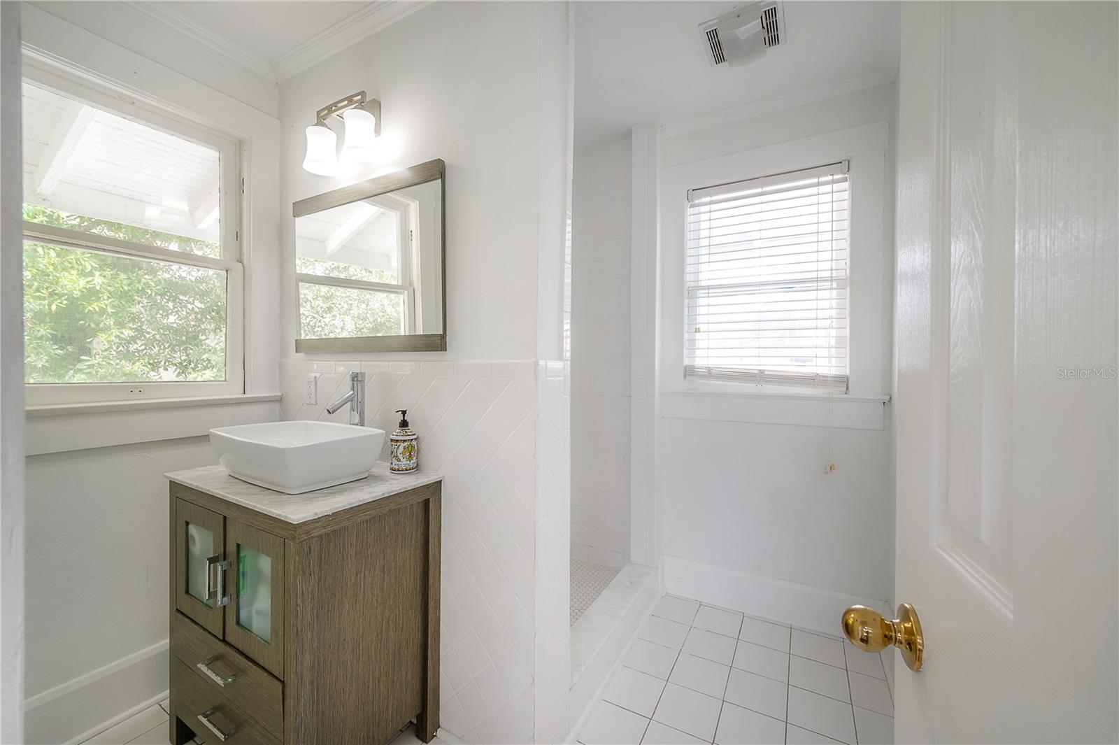 Image 40 of 57 For 2921 El Prado Boulevard