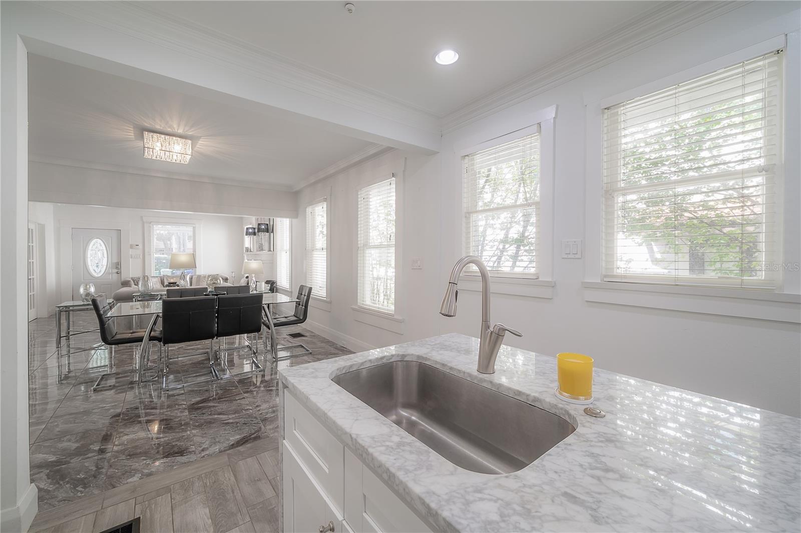 Image 11 of 40 For 2921 #1 El Prado Boulevard 2921