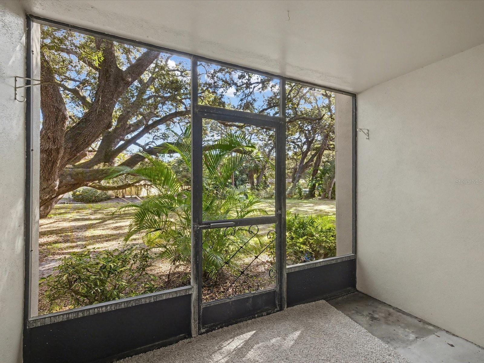 Image 10 of 71 For 865 Virginia Court 101