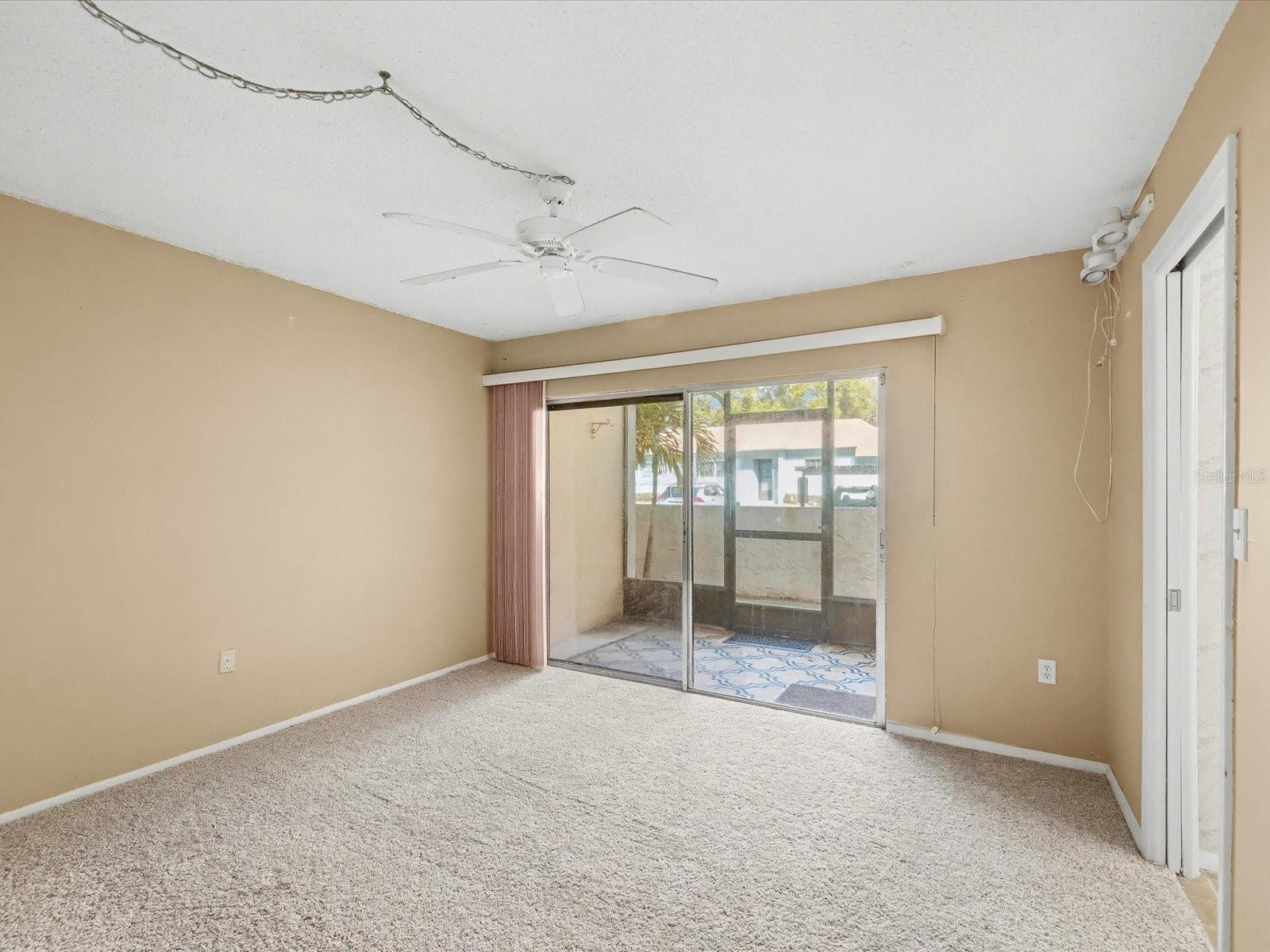 Image 17 of 71 For 865 Virginia Court 101