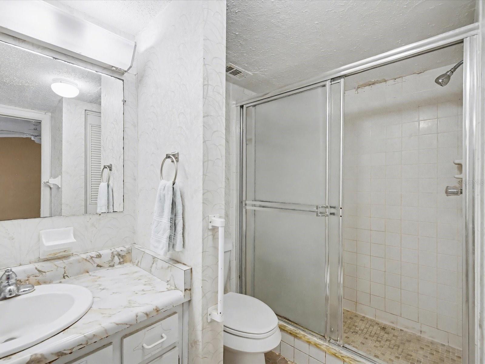 Image 20 of 71 For 865 Virginia Court 101