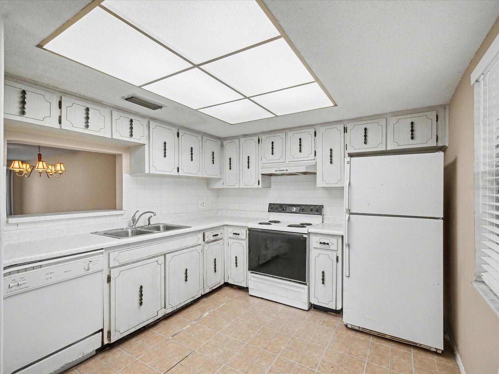 Image 27 of 71 For 865 Virginia Court 101