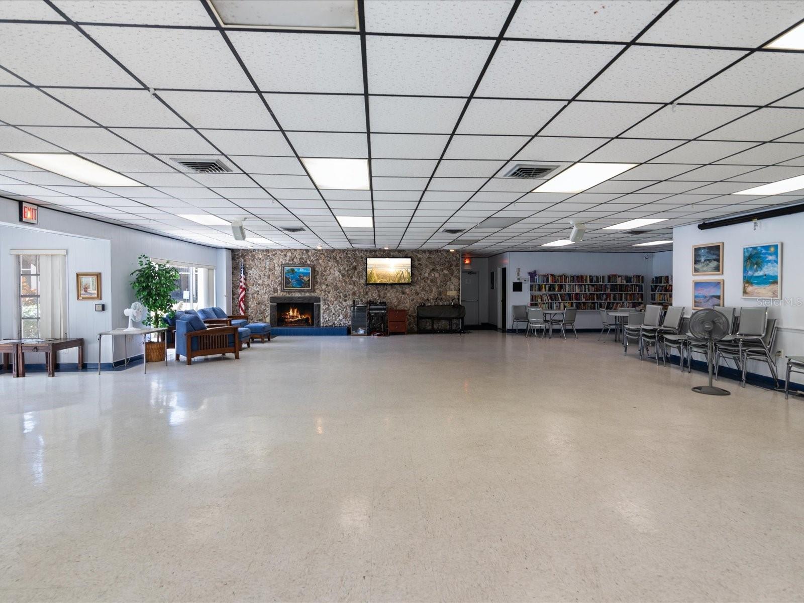 Image 44 of 71 For 865 Virginia Court 101