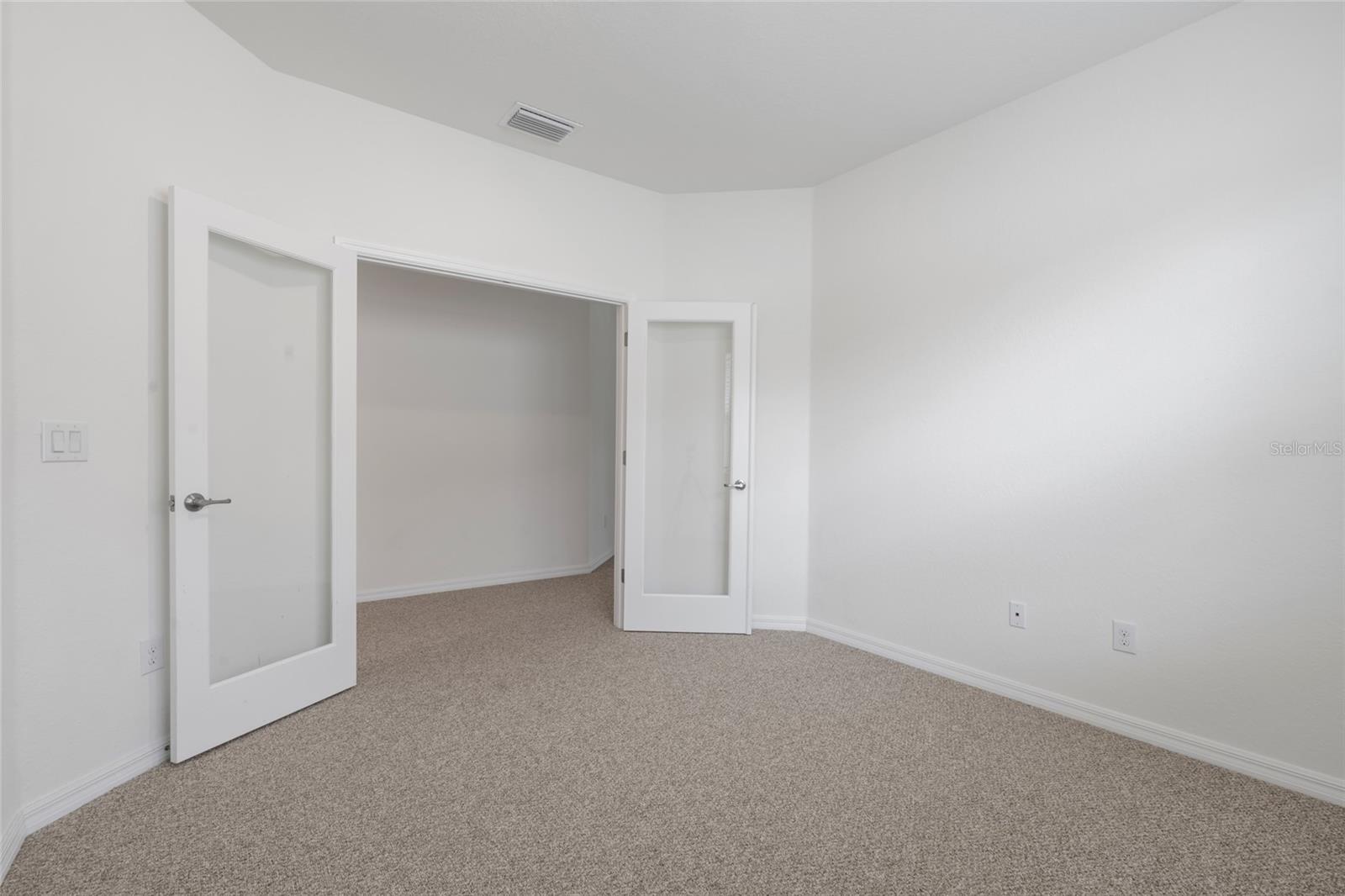 Image 16 of 58 For 5115 Tobermory Way