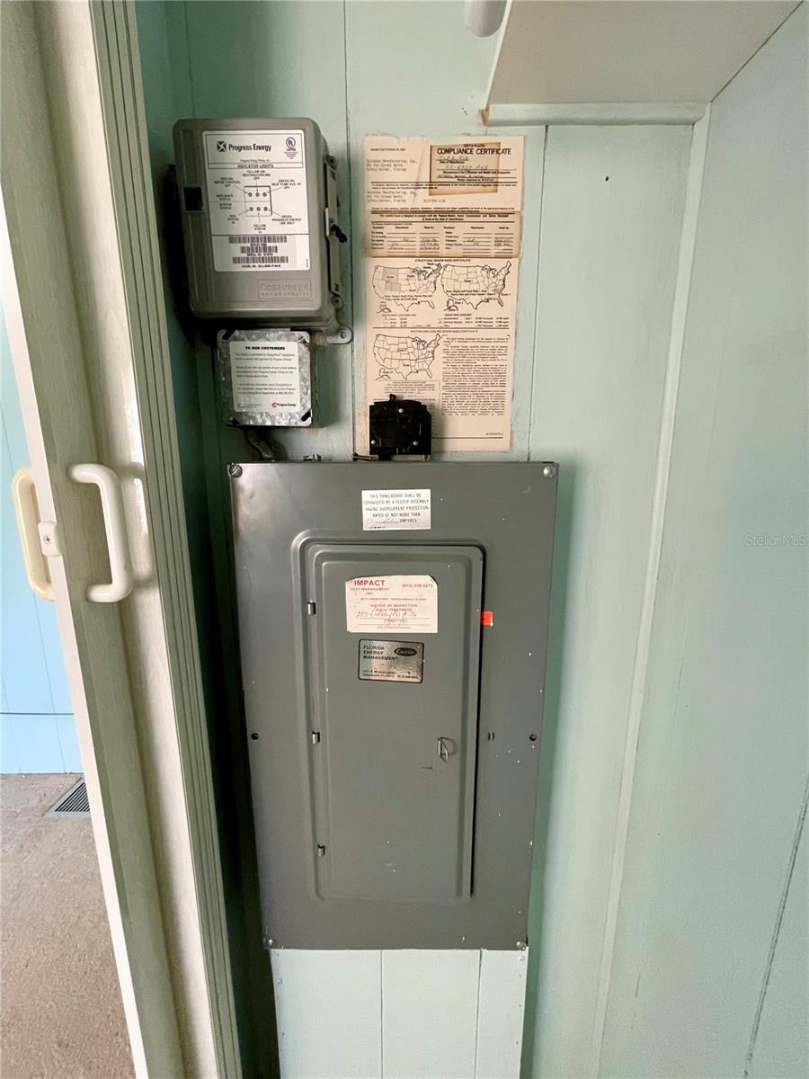 Image 15 of 30 For 36 Maple Leaf Court