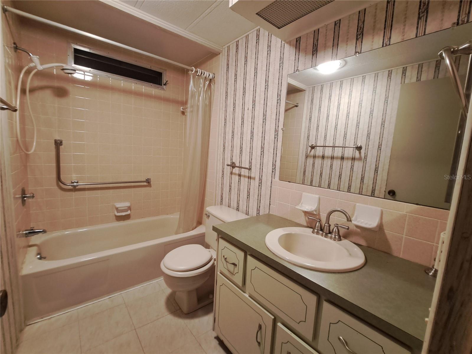 Image 16 of 30 For 36 Maple Leaf Court