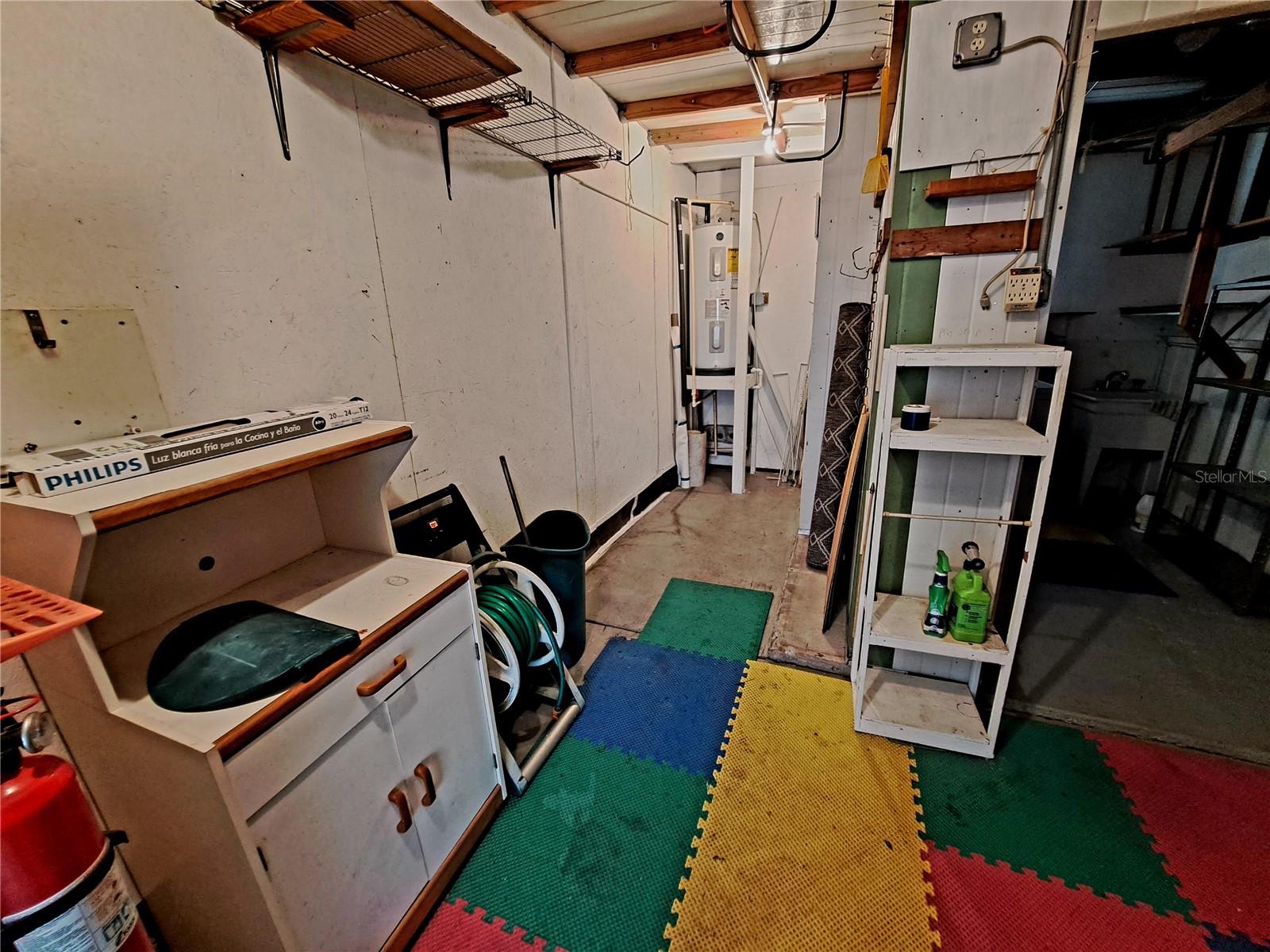 Image 19 of 30 For 36 Maple Leaf Court