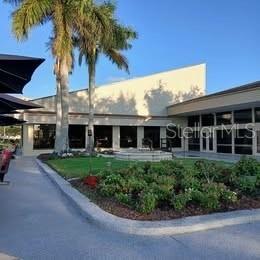 Image 36 of 61 For 1000 Cove Cay Drive 3b