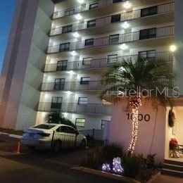 Image 40 of 61 For 1000 Cove Cay Drive 3b