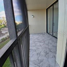 Image 52 of 61 For 1000 Cove Cay Drive 3b