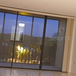 Image 9 of 61 For 1000 Cove Cay Drive 3b