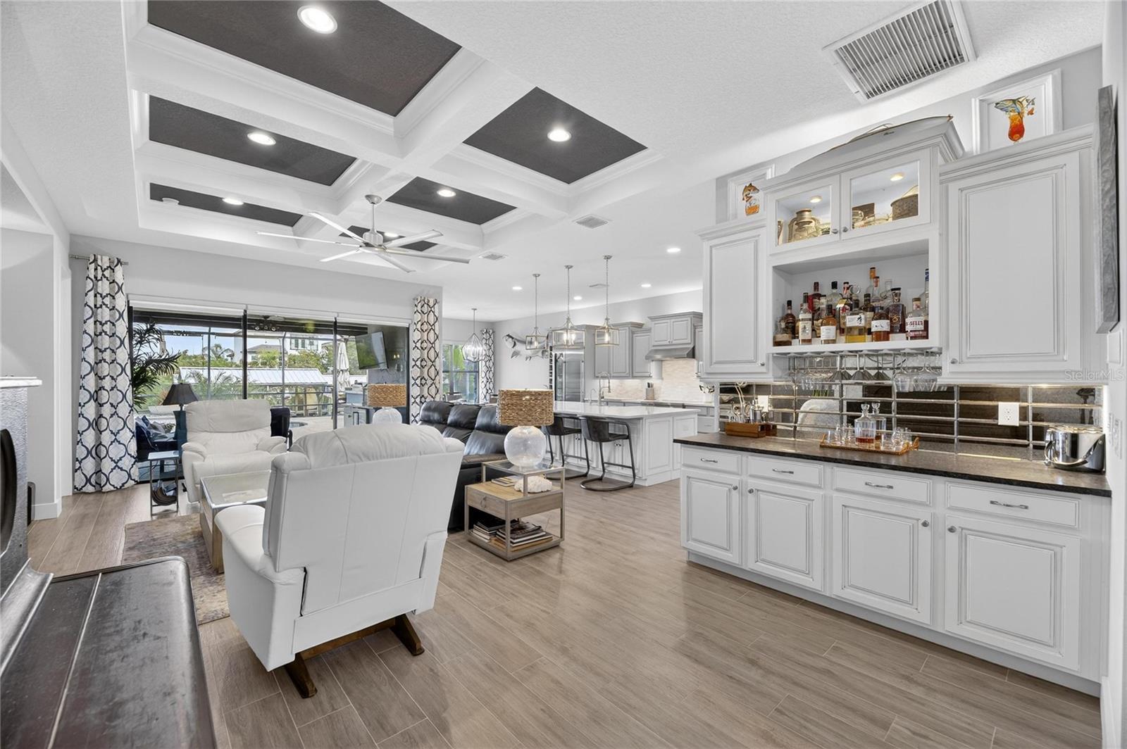 Image 14 of 82 For 523 Treviso Drive